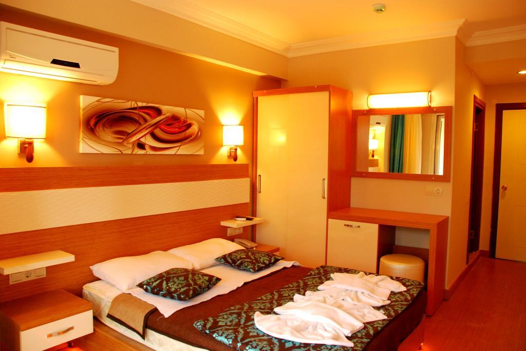 Hotel Flora Suites Soğucak 객실 사진